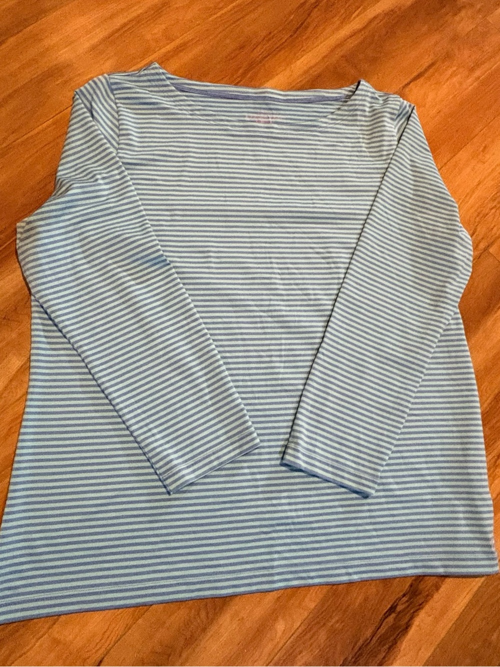 Vineyard Vines Sankaty boatneck top size XL